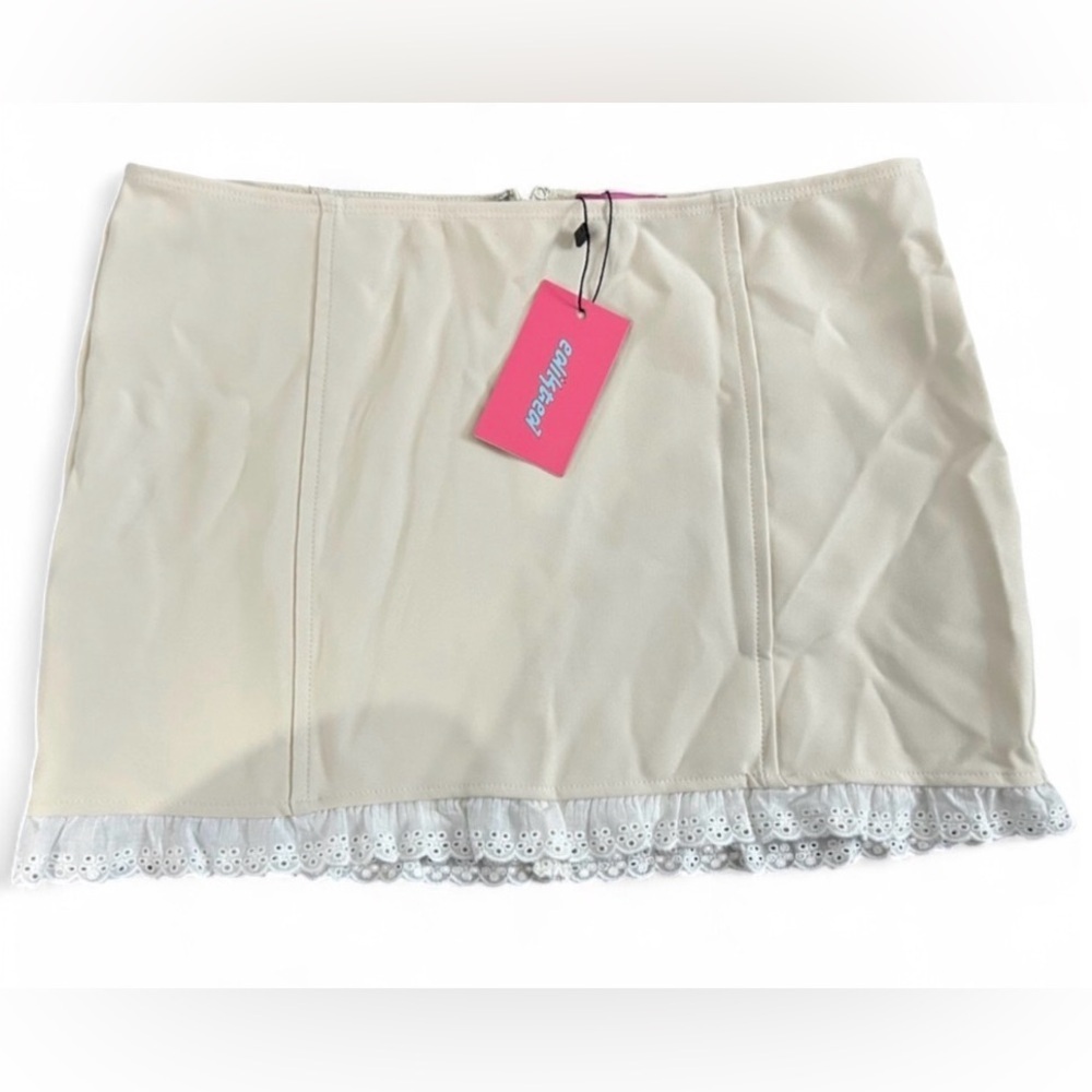 Edikted Cream Skirt with White Lace Medium NWT